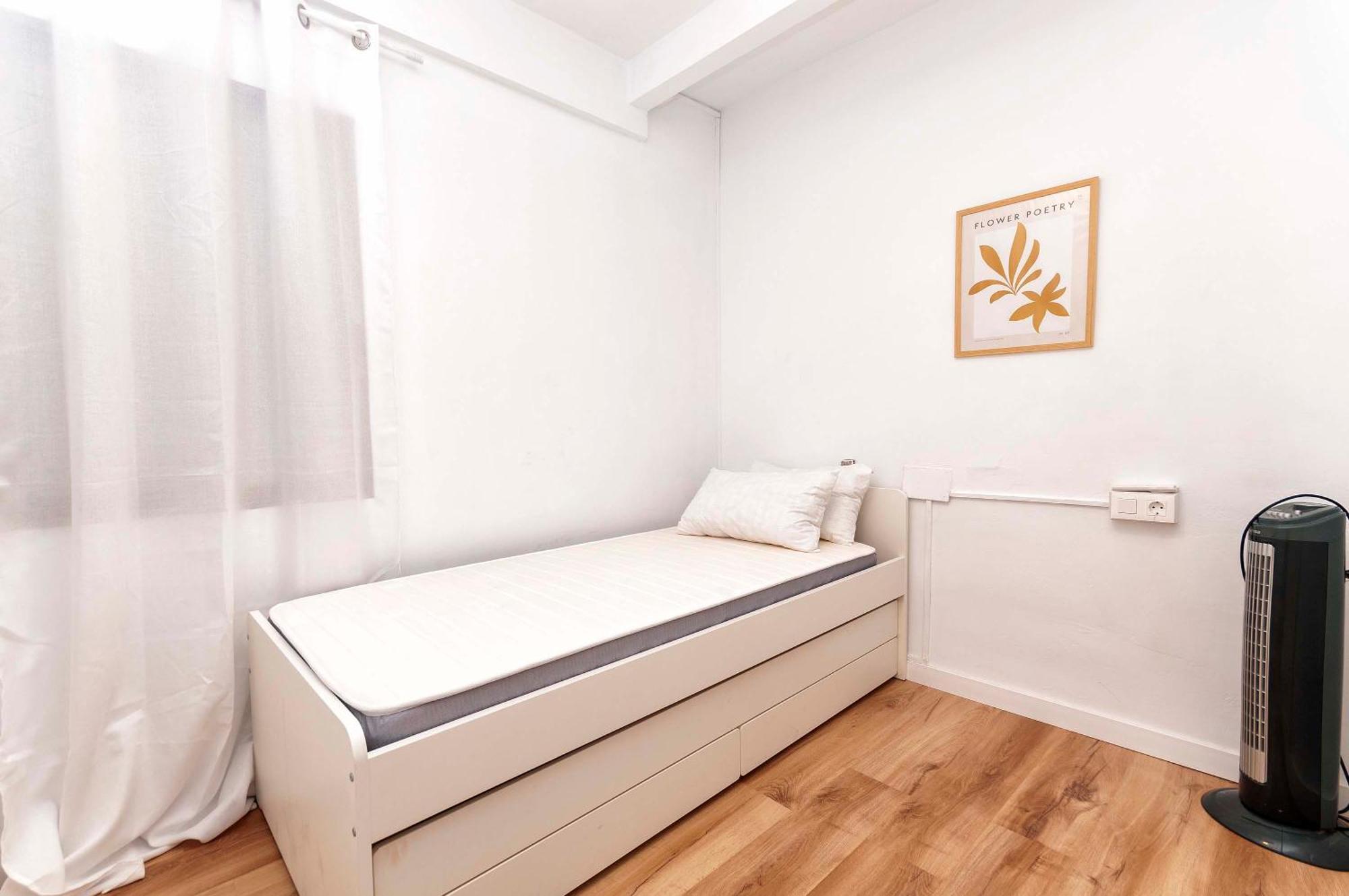 Lux Center 4c