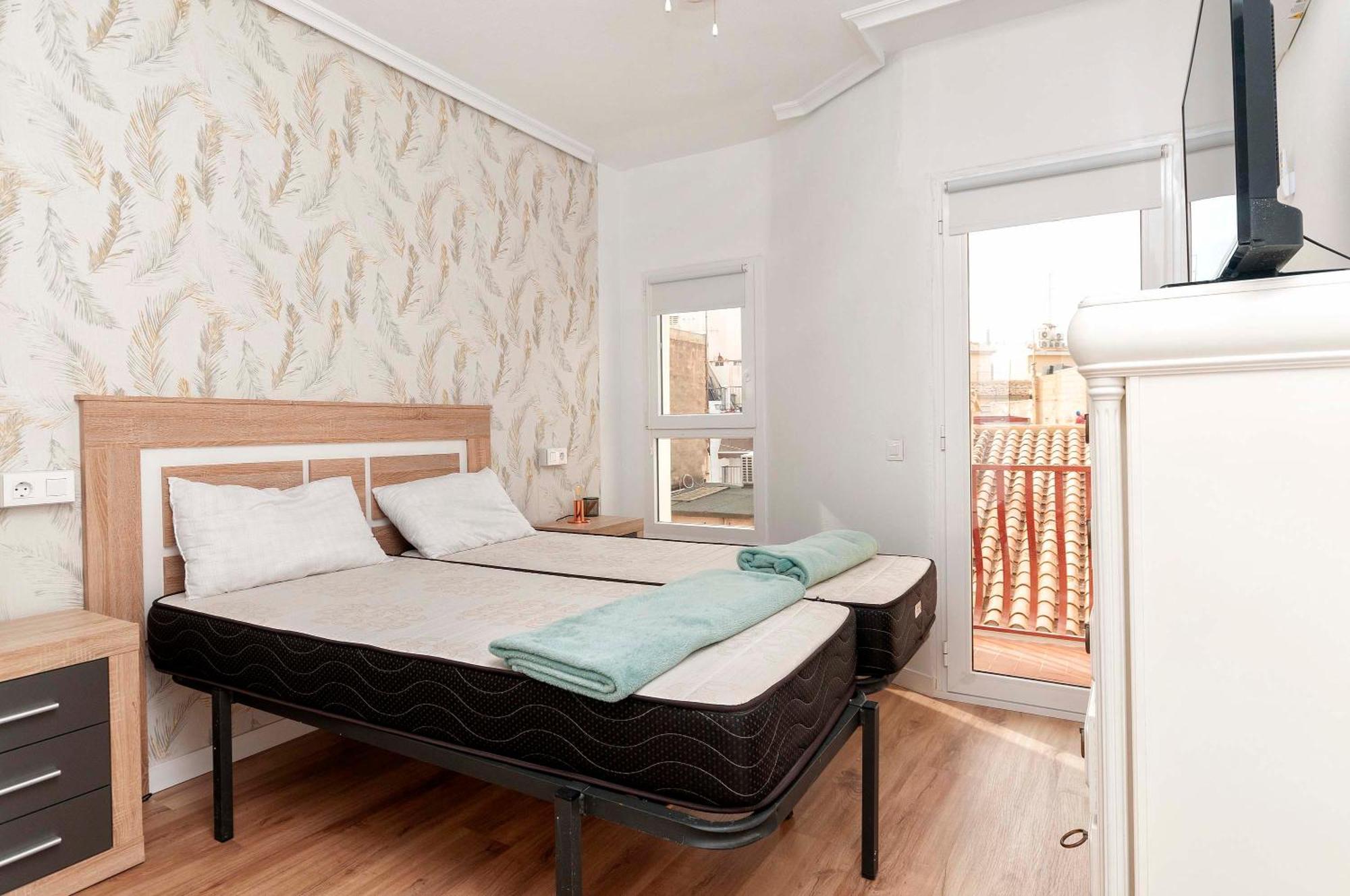 Lux Center 4c * Benidorm